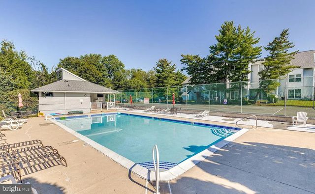 422 PARK PL, Cherry Hill, NJ 08002