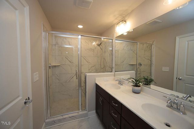 1709 Glazebrook Drive, Wake Forest, NC 27587