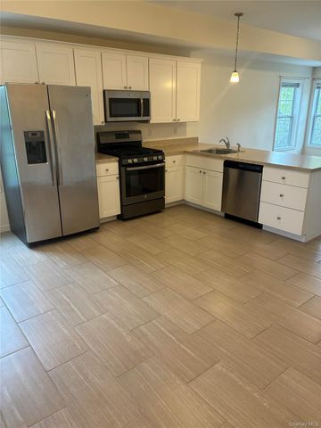 2410 Route 82 6, Lagrangeville, NY 12540