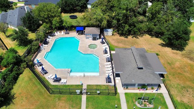 854 Lake View Drive, Montgomery, TX 77356