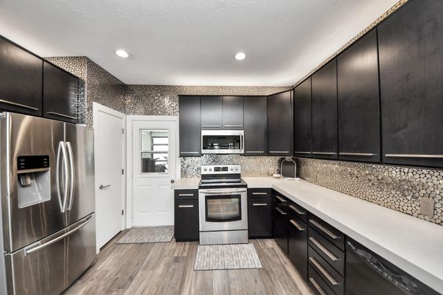 854 Lake View Drive, Montgomery, TX 77356