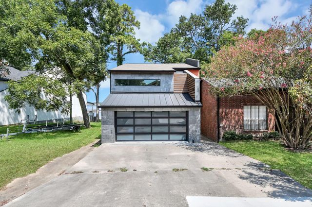 854 Lake View Drive, Montgomery, TX 77356