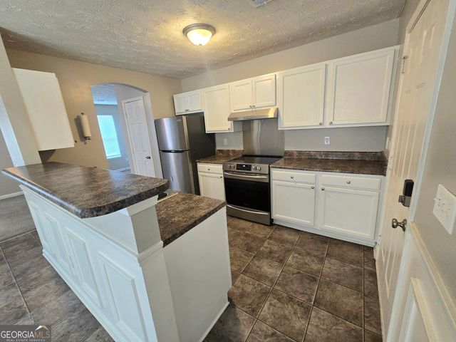1147 Dunivin Drive, Jonesboro, GA 30238