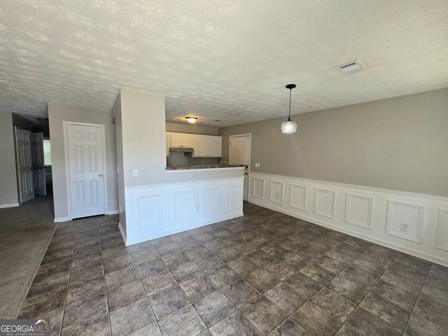 1147 Dunivin Drive, Jonesboro, GA 30238