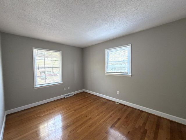 7635 Hillandale Road, North Charleston, SC 29420