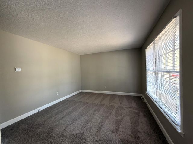 7635 Hillandale Road, North Charleston, SC 29420