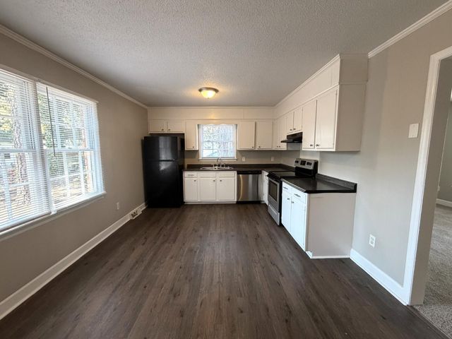 7635 Hillandale Road, North Charleston, SC 29420