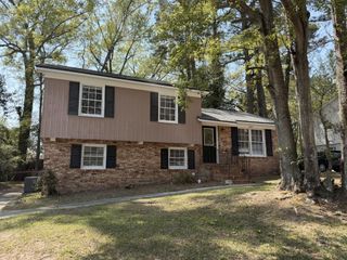 7635 Hillandale Road, North Charleston, SC 29420