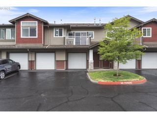 1874 Ne 101ST Ave 202, Hillsboro, OR 97006