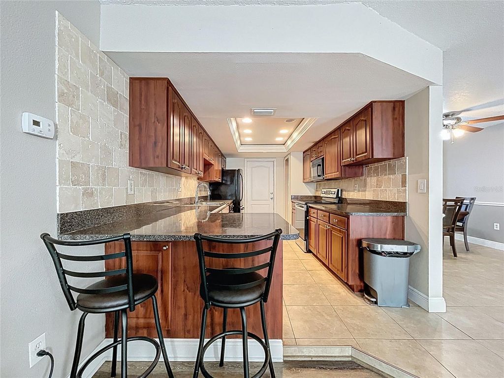 Image 4 of property listing at 7710 RIVERDALE DRIVE, New Port Richey, FL 34653