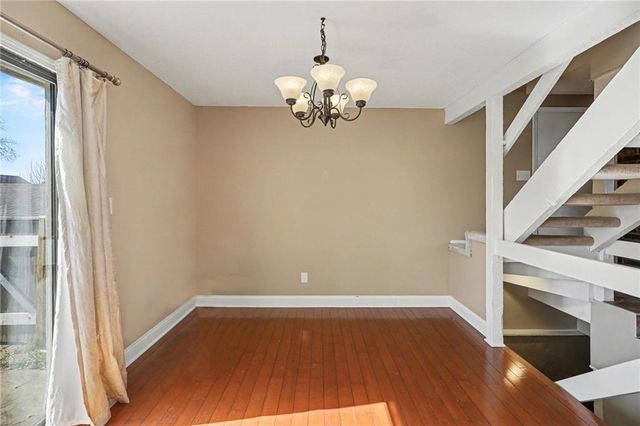 12327 W 79TH Terrace, Lenexa, KS 66215