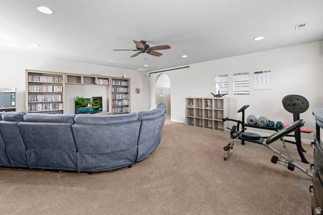 947 ELIZABETH DR, North Salt Lake, UT 84054