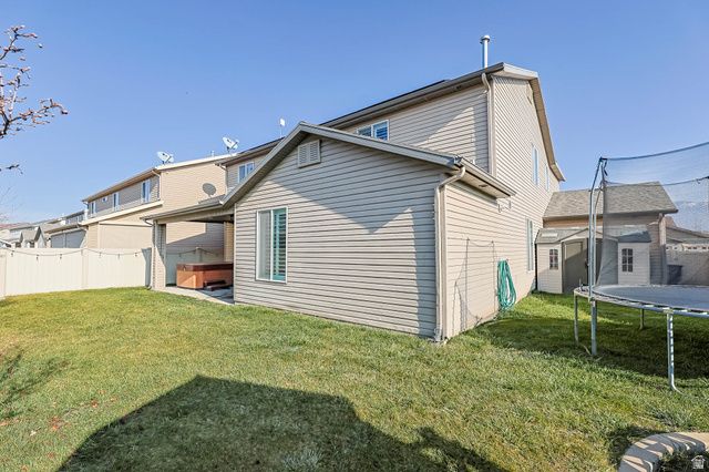 947 ELIZABETH DR, North Salt Lake, UT 84054
