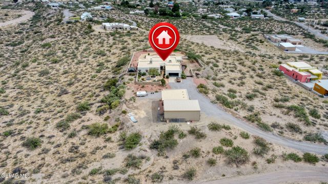 5890 QUESENBERRY Lane, Las Cruces, NM 88007