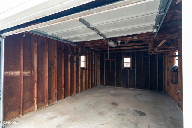 1 Congress Avenue, Saratoga Springs, Inside, NY 12866