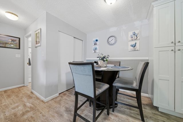 303 Pawtucket Blvd 14, Lowell, MA 01854
