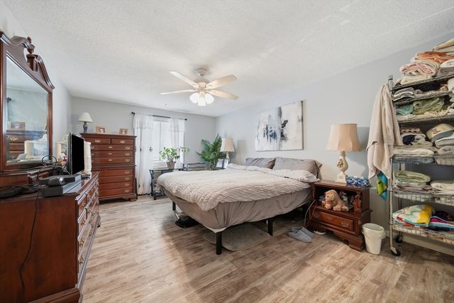 303 Pawtucket Blvd 14, Lowell, MA 01854