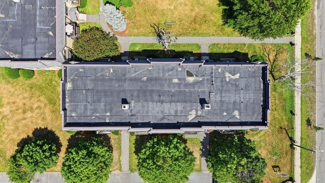 303 Pawtucket Blvd 14, Lowell, MA 01854