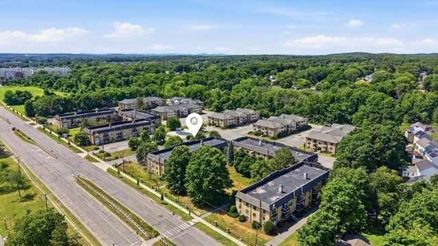 303 Pawtucket Blvd 14, Lowell, MA 01854