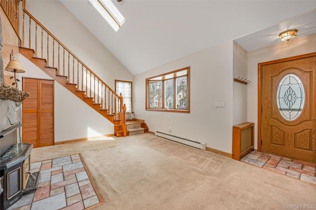 50 Bayview Avenue, East Islip, NY 11730