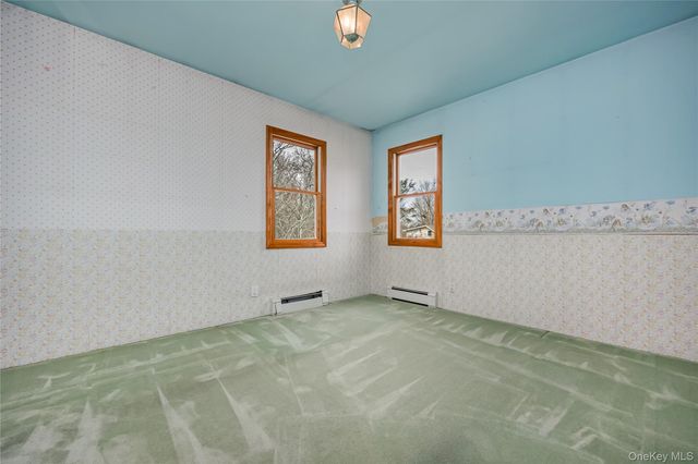 50 Bayview Avenue, East Islip, NY 11730