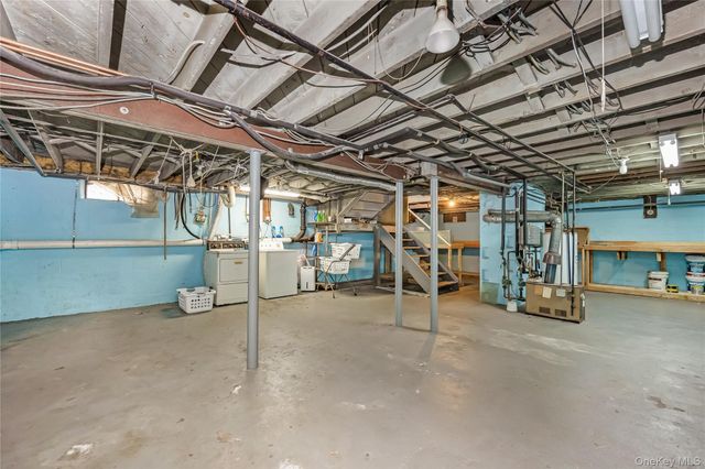 50 Bayview Avenue, East Islip, NY 11730