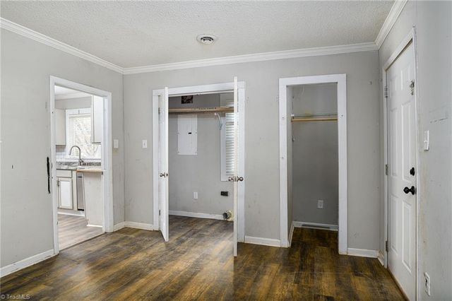 634 Lake Street, Lexington, NC 27292