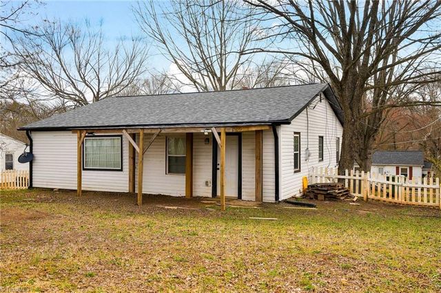 634 Lake Street, Lexington, NC 27292