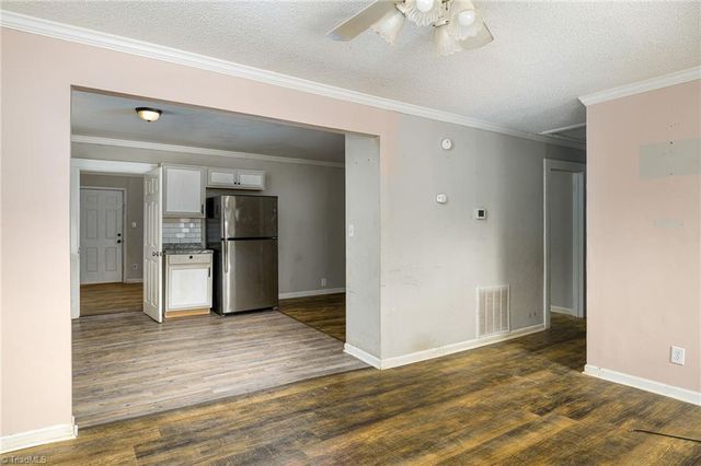 634 Lake Street, Lexington, NC 27292