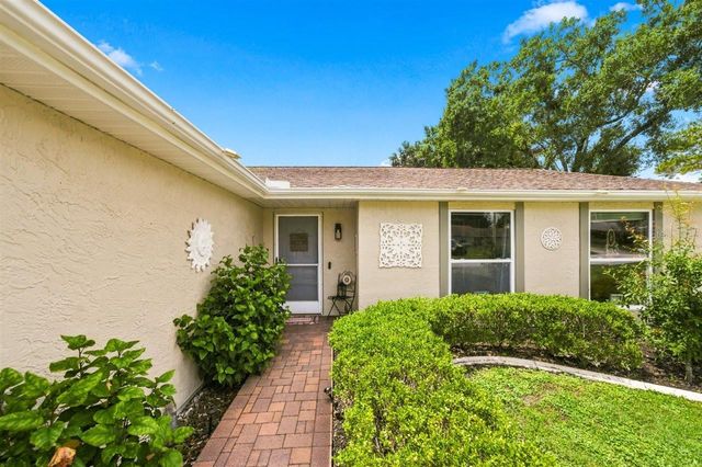 5309 BLACK PINE DRIVE, Tampa, FL 33624