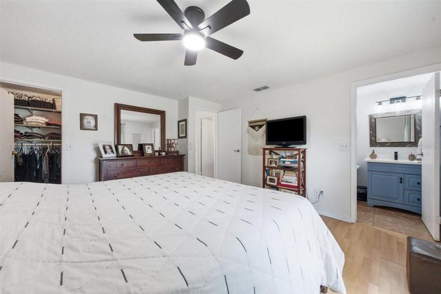 5309 BLACK PINE DRIVE, Tampa, FL 33624