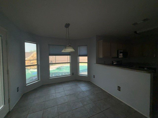 959 Aaron Drive, Burleson, TX 76028