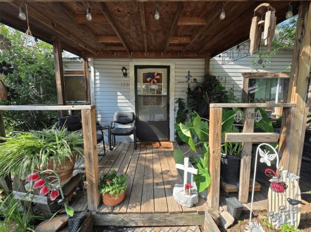 122 W Harris Street, Dublin, TX 76446