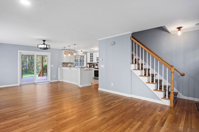 27 Windy Hill Road, Hampton, CT 06247