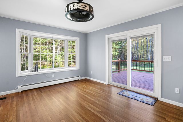 27 Windy Hill Road, Hampton, CT 06247