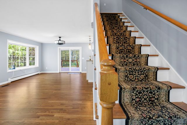 27 Windy Hill Road, Hampton, CT 06247