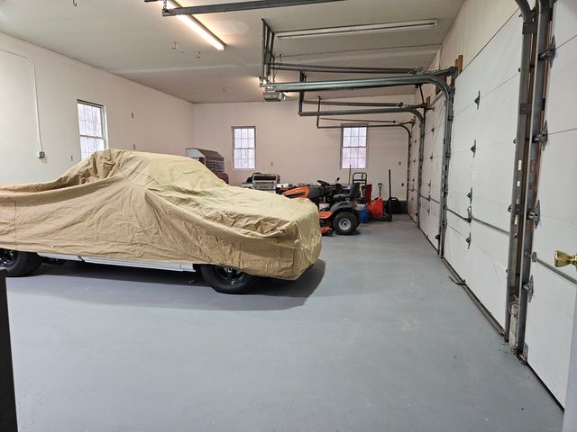 27 Windy Hill Road, Hampton, CT 06247