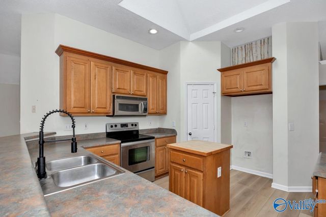 107 Garden Brook Drive, Madison, AL 35758