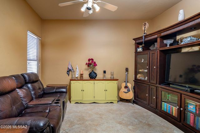 9012 E Marci Lynne Way, Tucson, AZ 85747