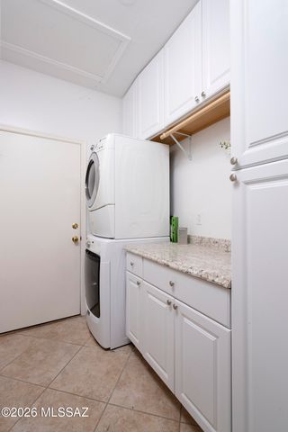9012 E Marci Lynne Way, Tucson, AZ 85747