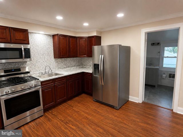 606 GREEN ST, Bristol, PA 19007