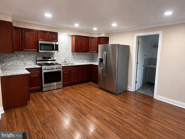 606 GREEN ST, Bristol, PA 19007
