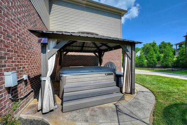 11069 Galileo Boulevard, Union, KY 41091