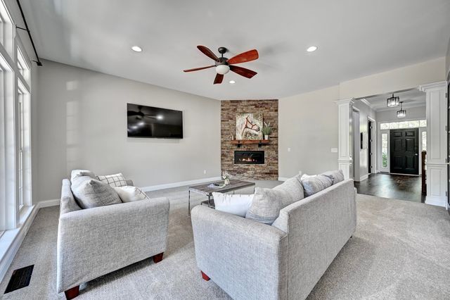 11069 Galileo Boulevard, Union, KY 41091