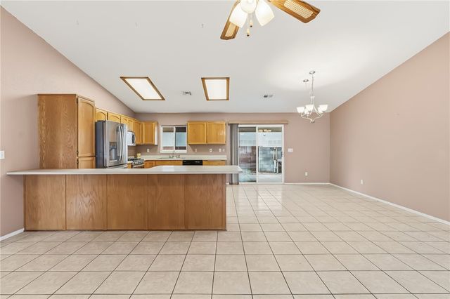 2188 Shadow Canyon Drive, Bullhead City, AZ 86442