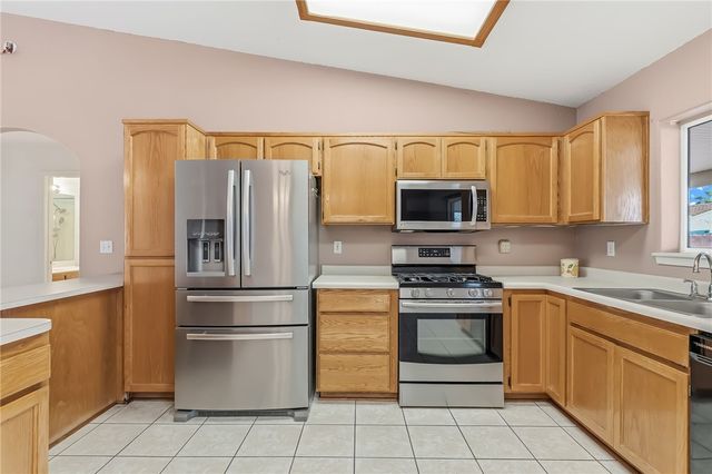 2188 Shadow Canyon Drive, Bullhead City, AZ 86442