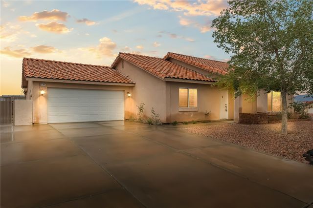 2188 Shadow Canyon Drive, Bullhead City, AZ 86442
