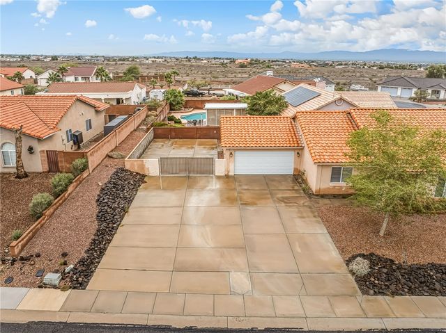 2188 Shadow Canyon Drive, Bullhead City, AZ 86442