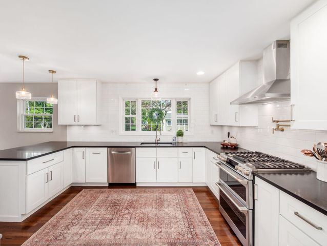 5989 Winstead Road, Columbus, OH 43235