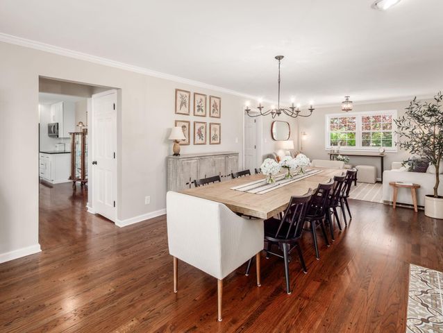 5989 Winstead Road, Columbus, OH 43235